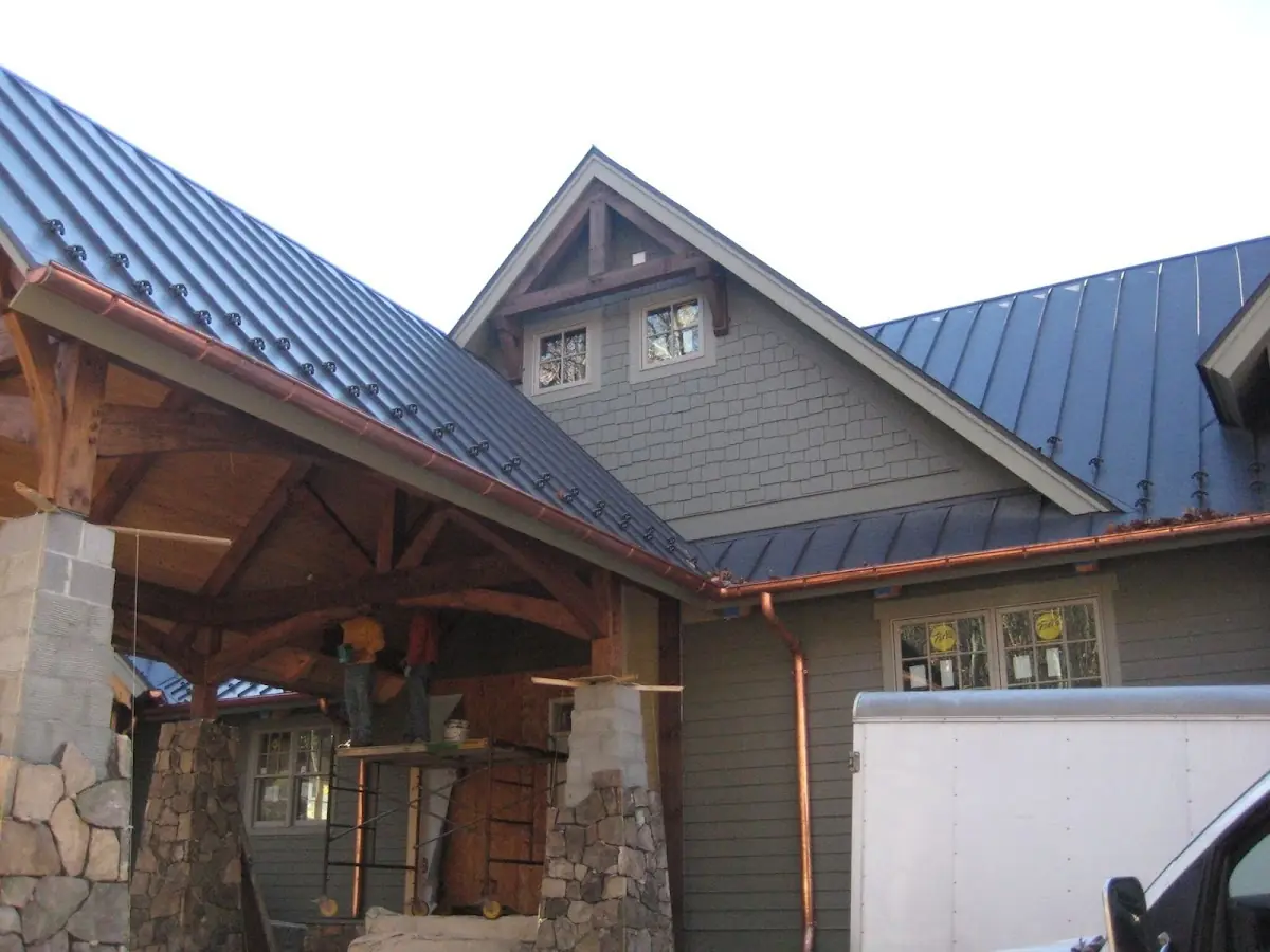 Craftsman Roofing team delivering quality roofing work in Flowerfield